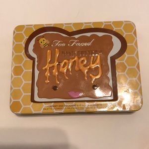 Too Faced Honey Palette